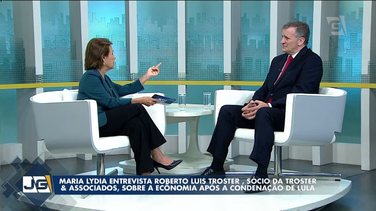 Maria Lydia entrevista Roberto Luis Troster, economista, sobre os efeitos da condenação de Lula